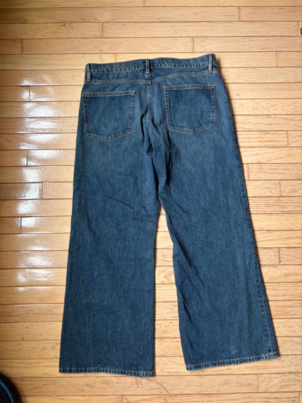 Loft Rivete Low Rise Wide Leg Jean - Picture 3 of 4